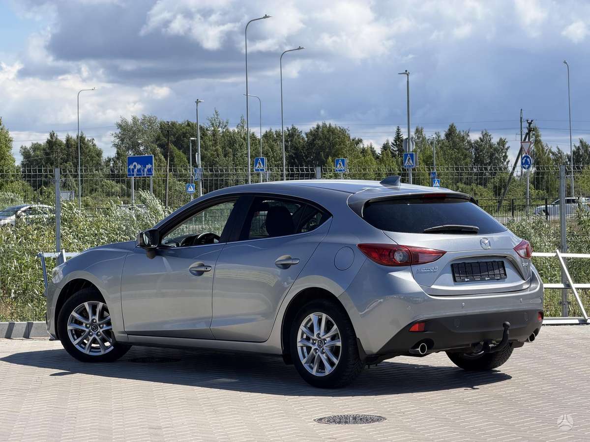 Mazda 3, 2.2 l., hatchback