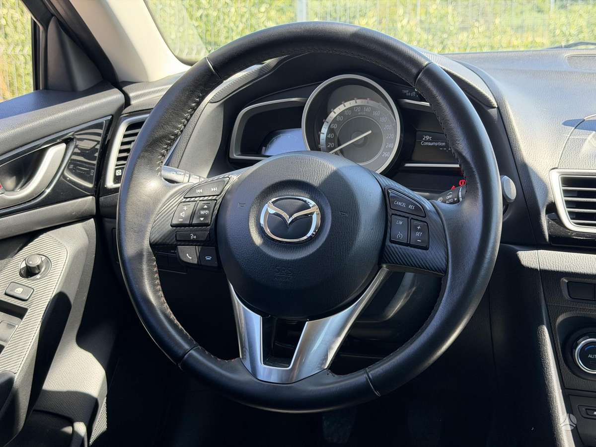 Mazda 3, 2.2 l., Хэтчбек
