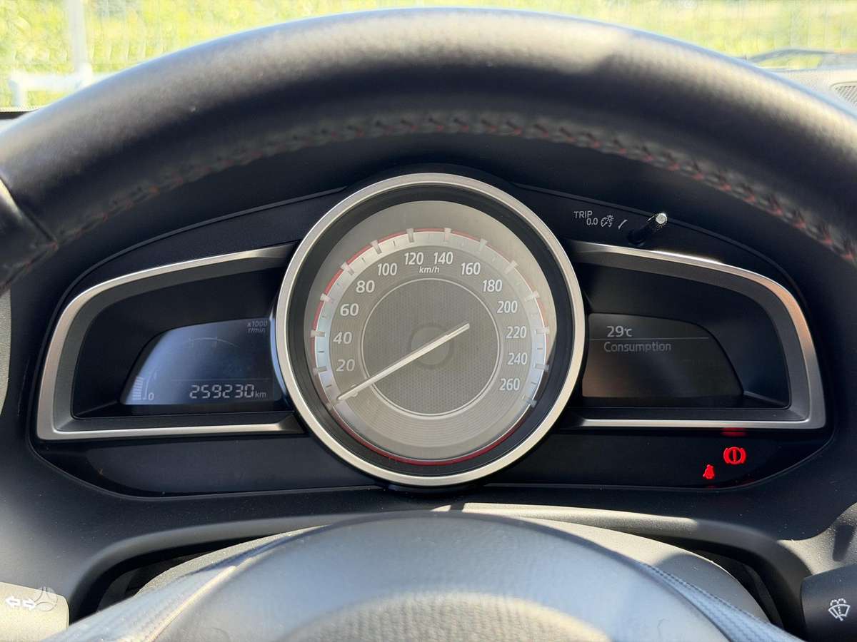 Mazda 3, 2.2 l., Хэтчбек