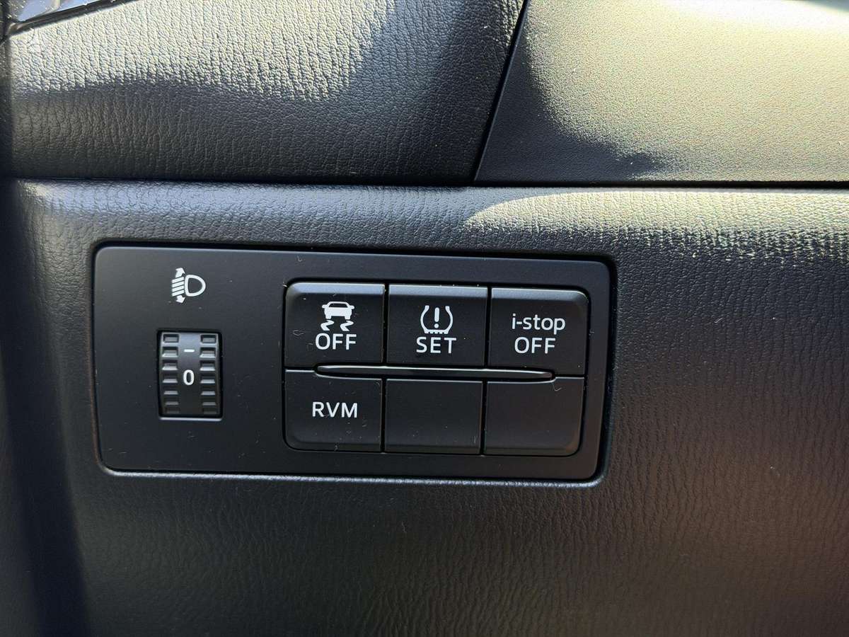 Mazda 3, 2.2 l., hatchback