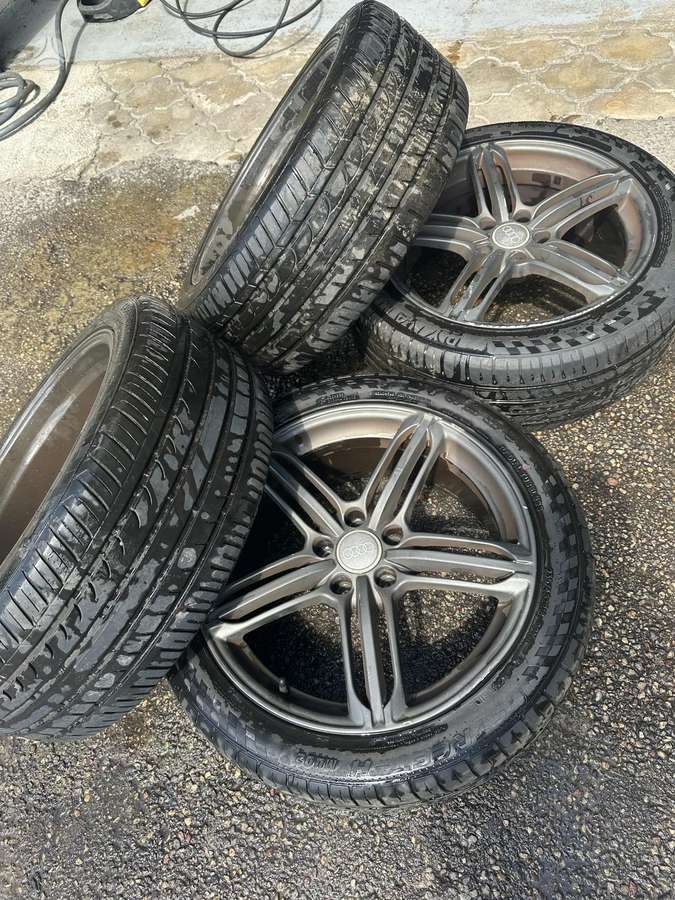 Audi S-LINE, lengvojo lydinio, R18