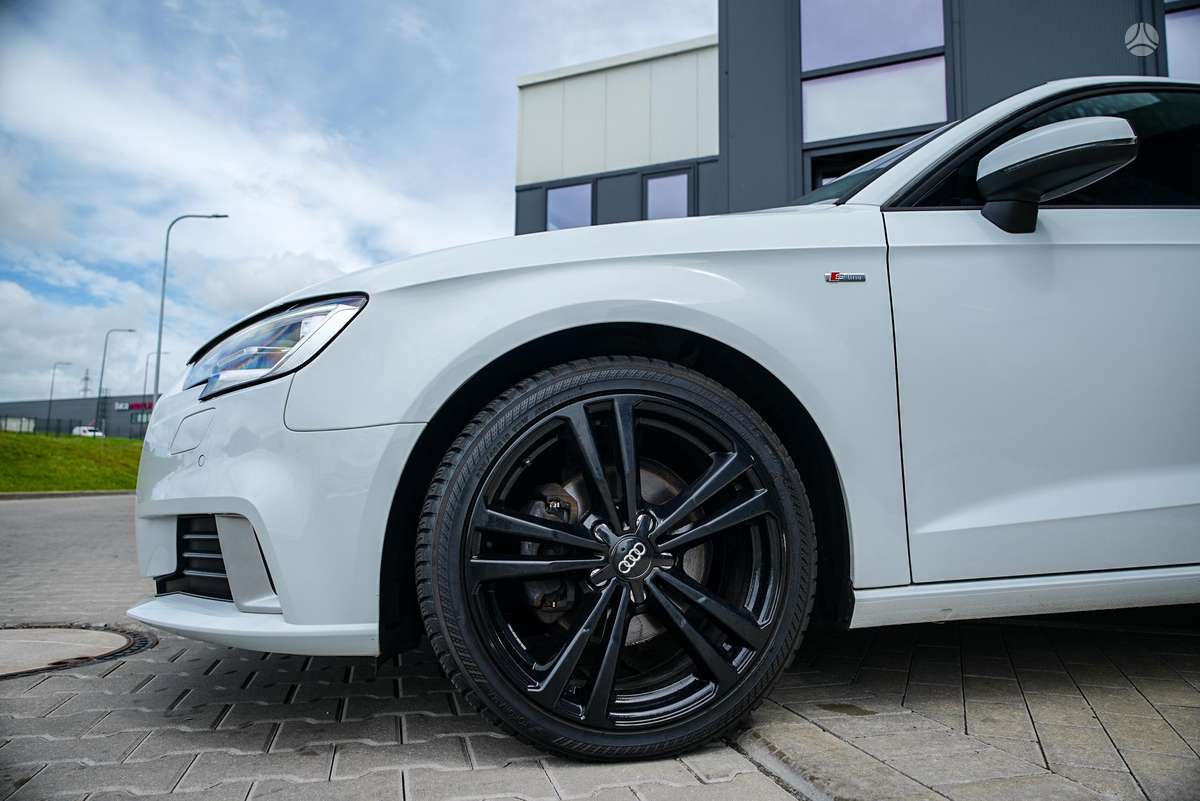 Audi A3, 2.0 l., Хэтчбек