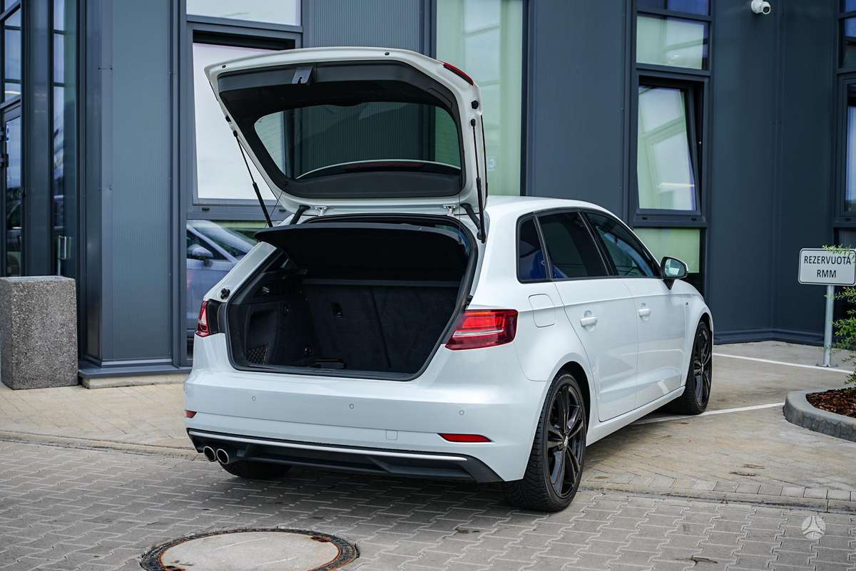 Audi A3, 2.0 l., Хэтчбек