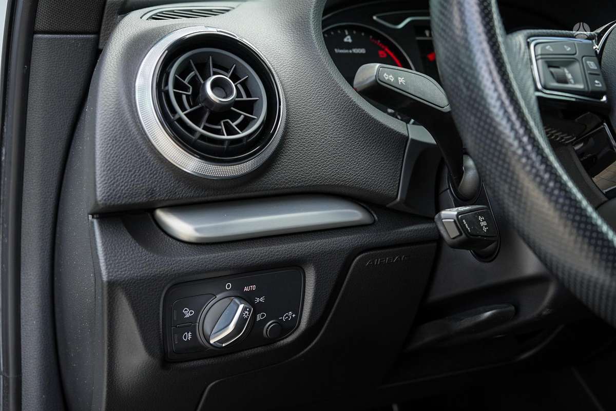 Audi A3, 2.0 l., Хэтчбек