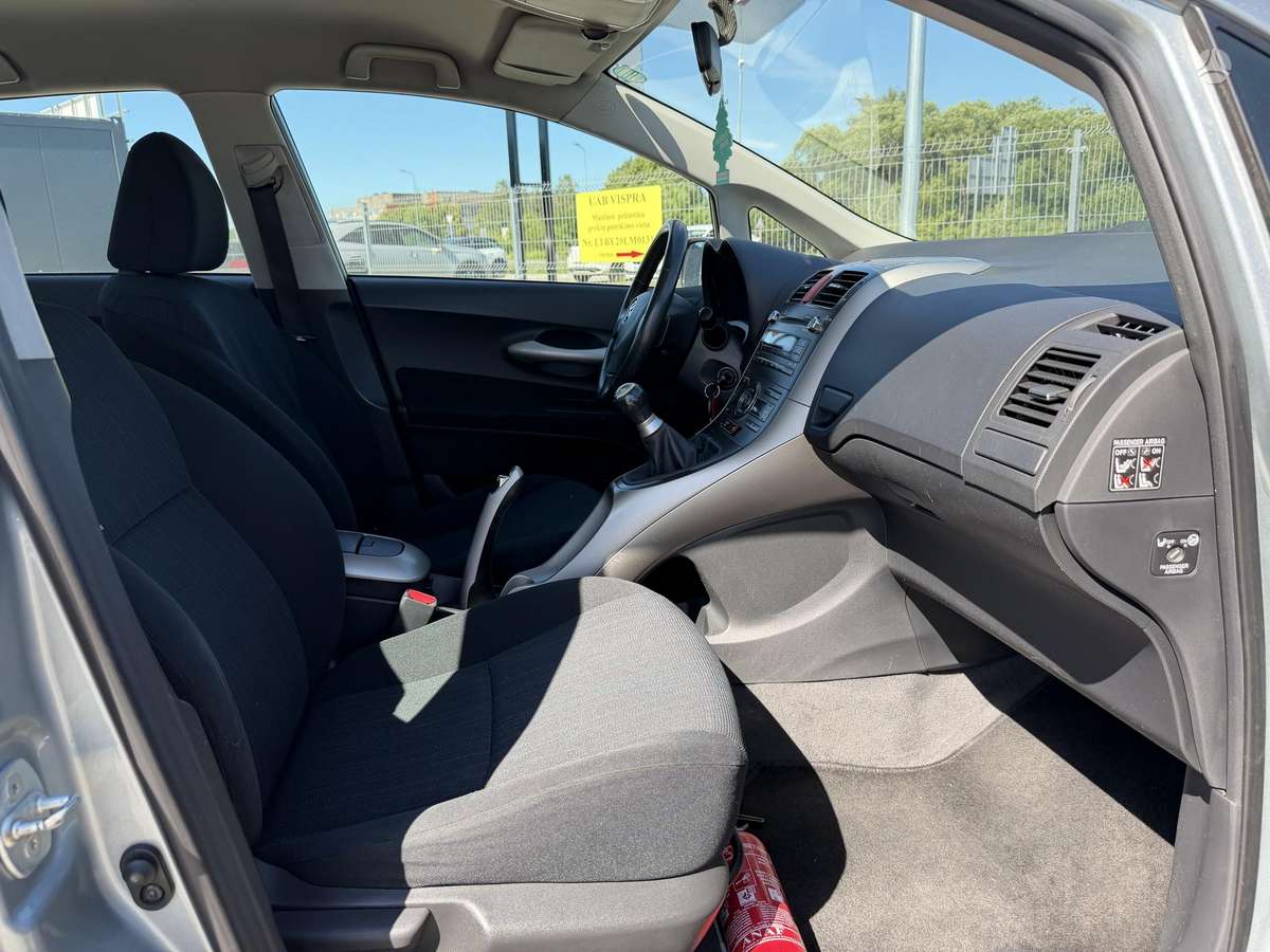 Toyota Auris, 1.4 l., hatchback