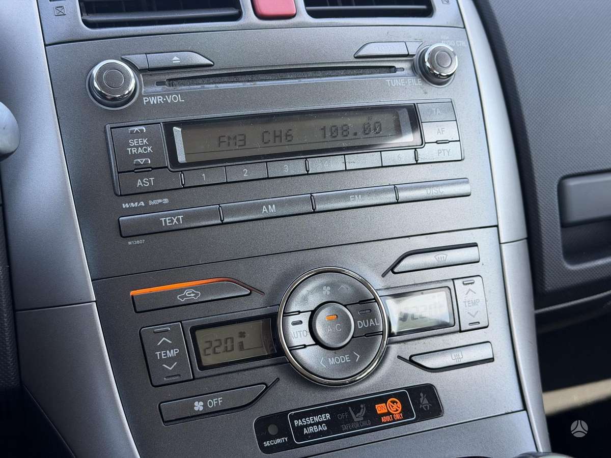 Toyota Auris, 1.4 l., hatchback