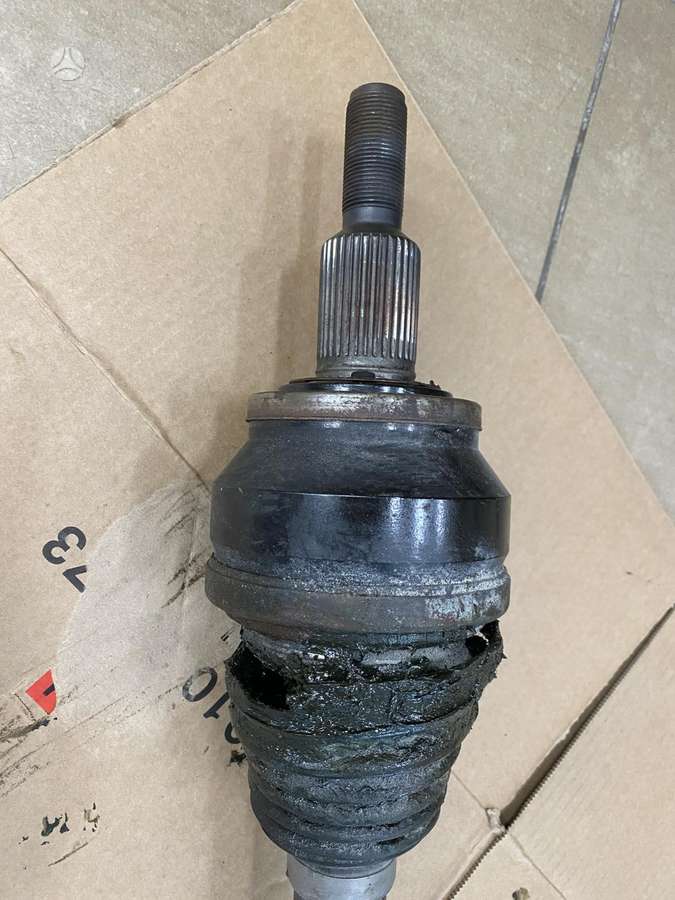 Dodge Challenger, 53010848AB / 53010848AC, drive axle