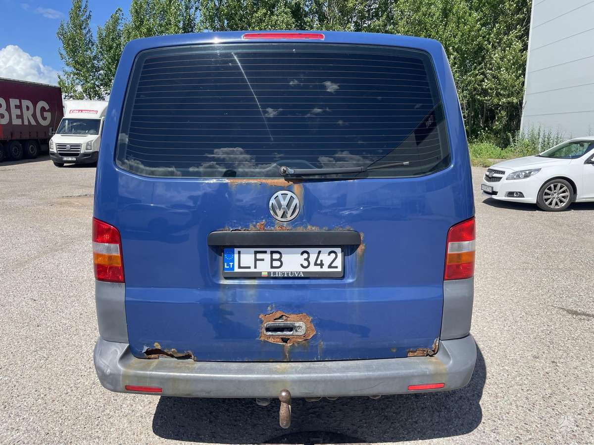Volkswagen Transporter - 8