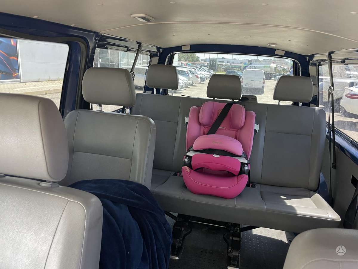 Volkswagen Transporter - 12
