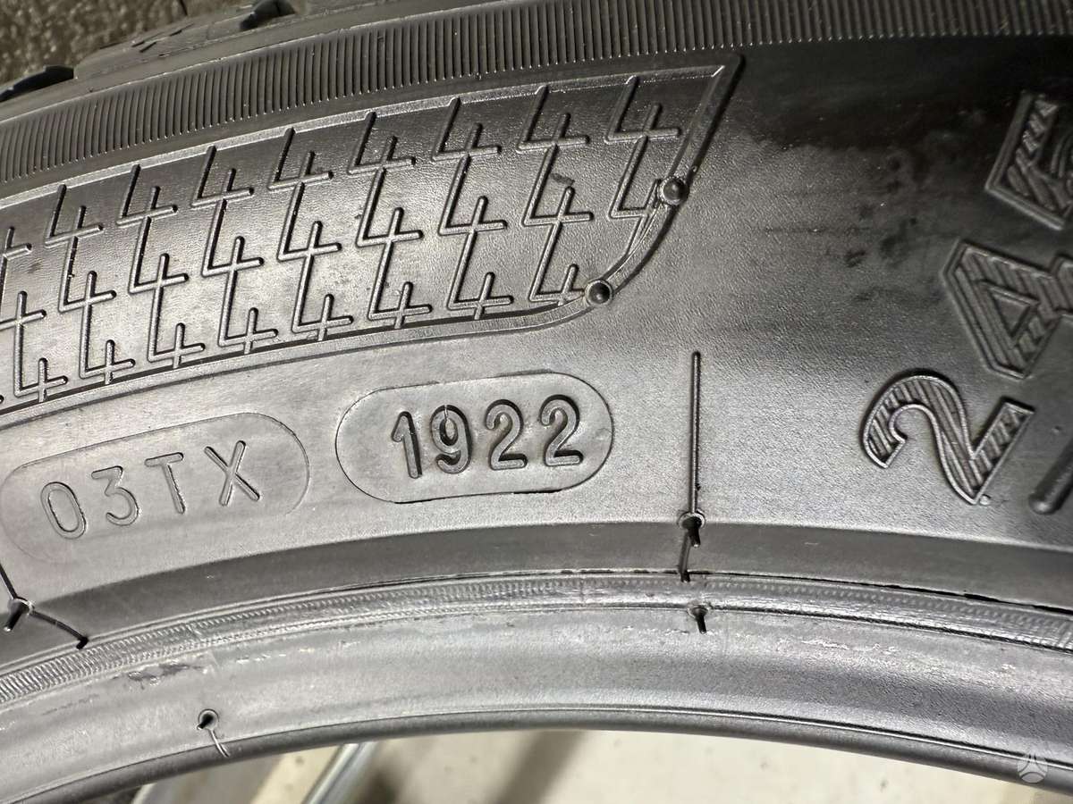 Kleber Quadraxer2, universalios 245/45 R17