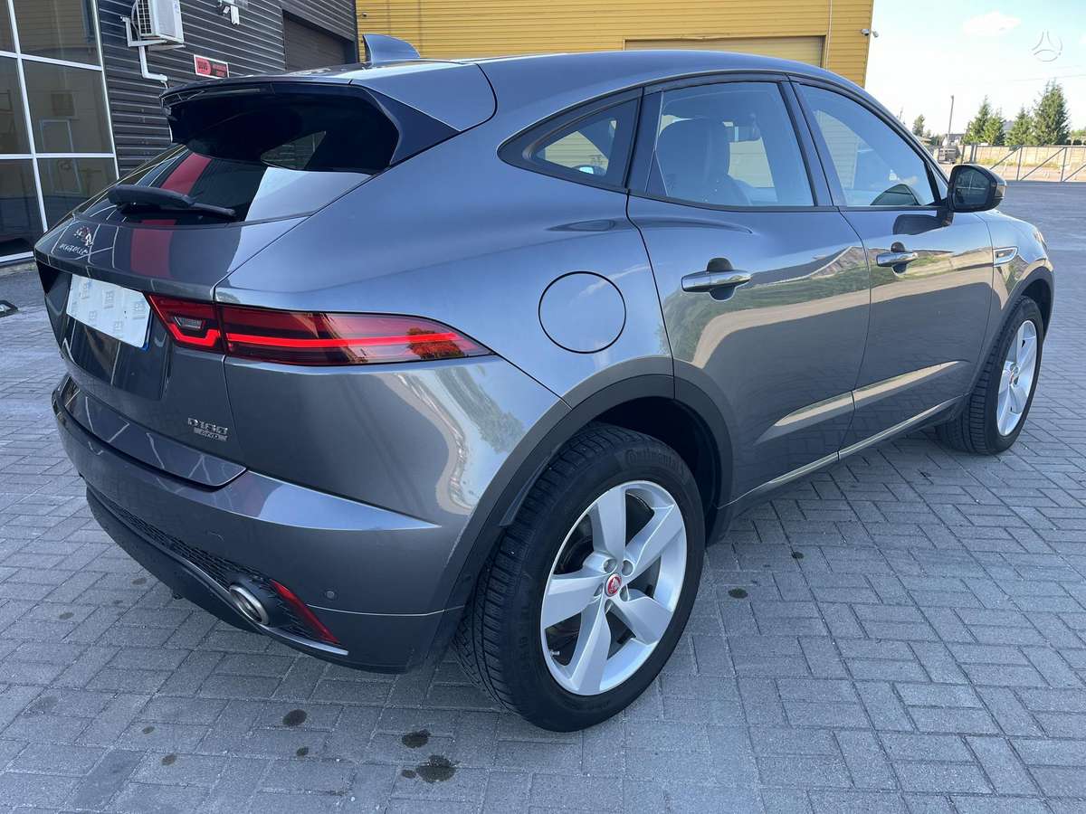 Jaguar E-Pace, 2.0 l., off-road / crossover