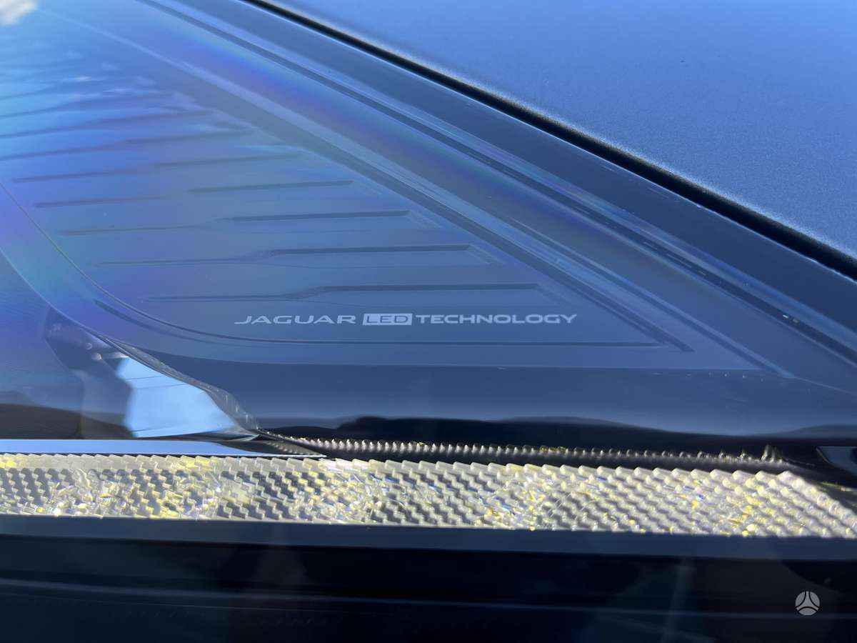 Jaguar E-Pace, 2.0 l., off-road / crossover