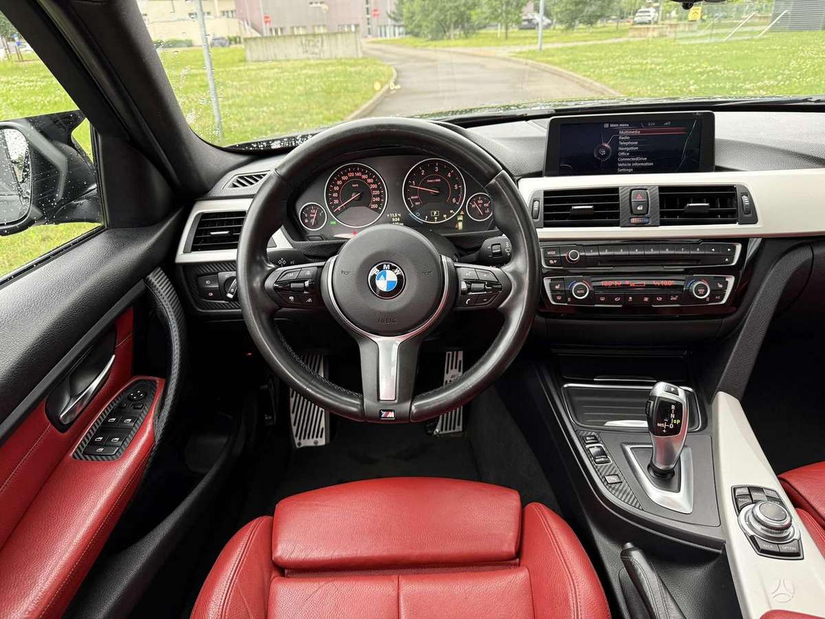 BMW 320, 2.0 l., wagon