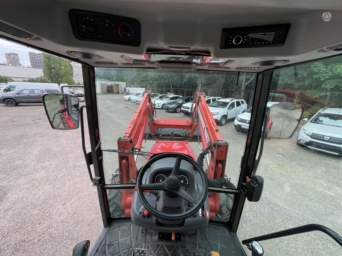 Kioti RX 7330, traktori