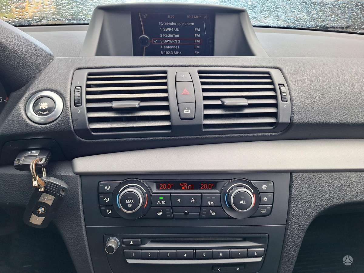 BMW 118, 2.0 l., hatchback