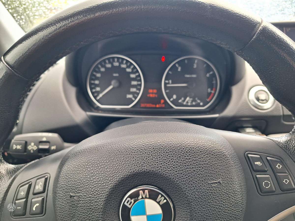 BMW 118, 2.0 l., hatchback