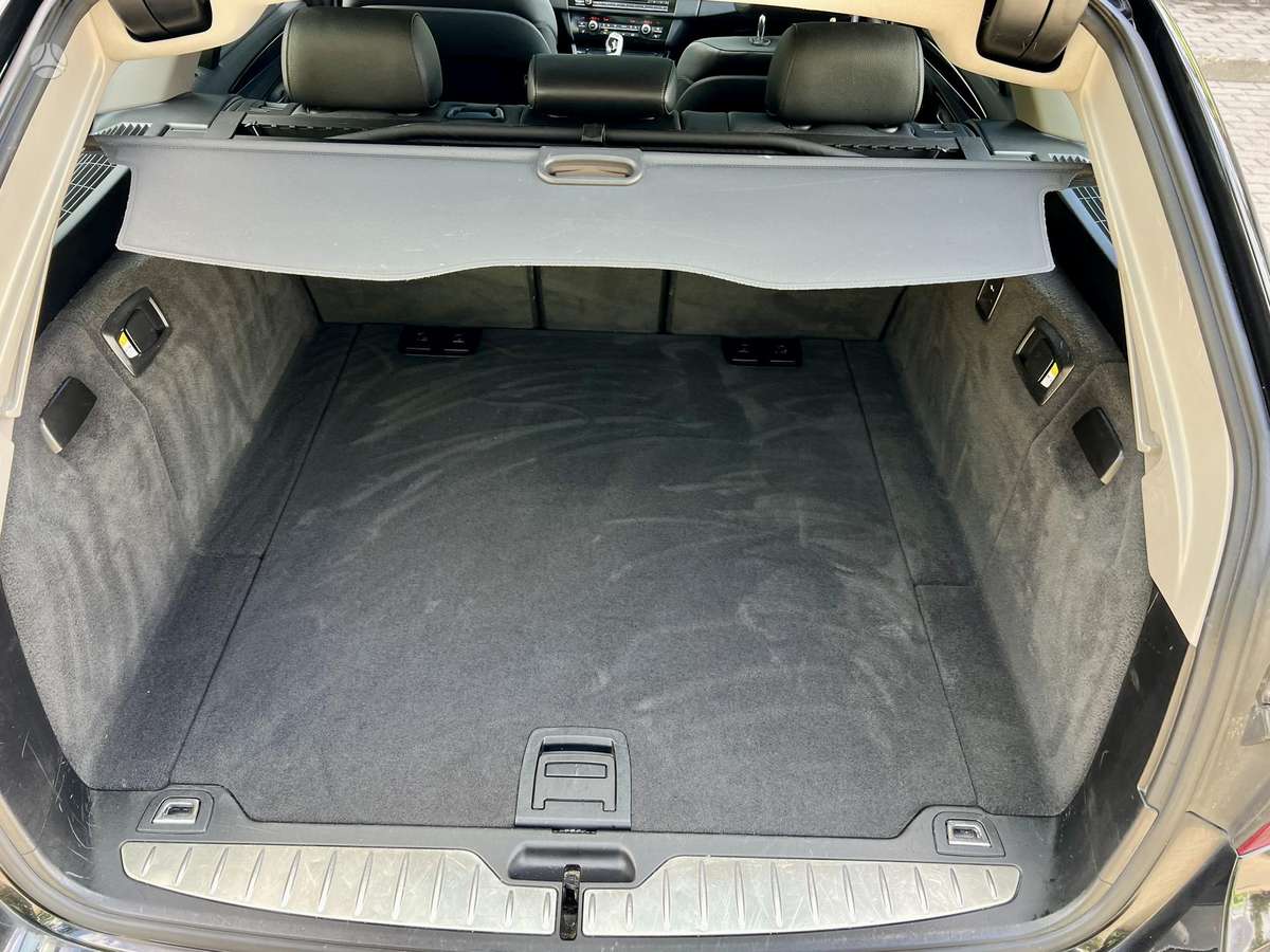 BMW 520, 2.0 l., wagon