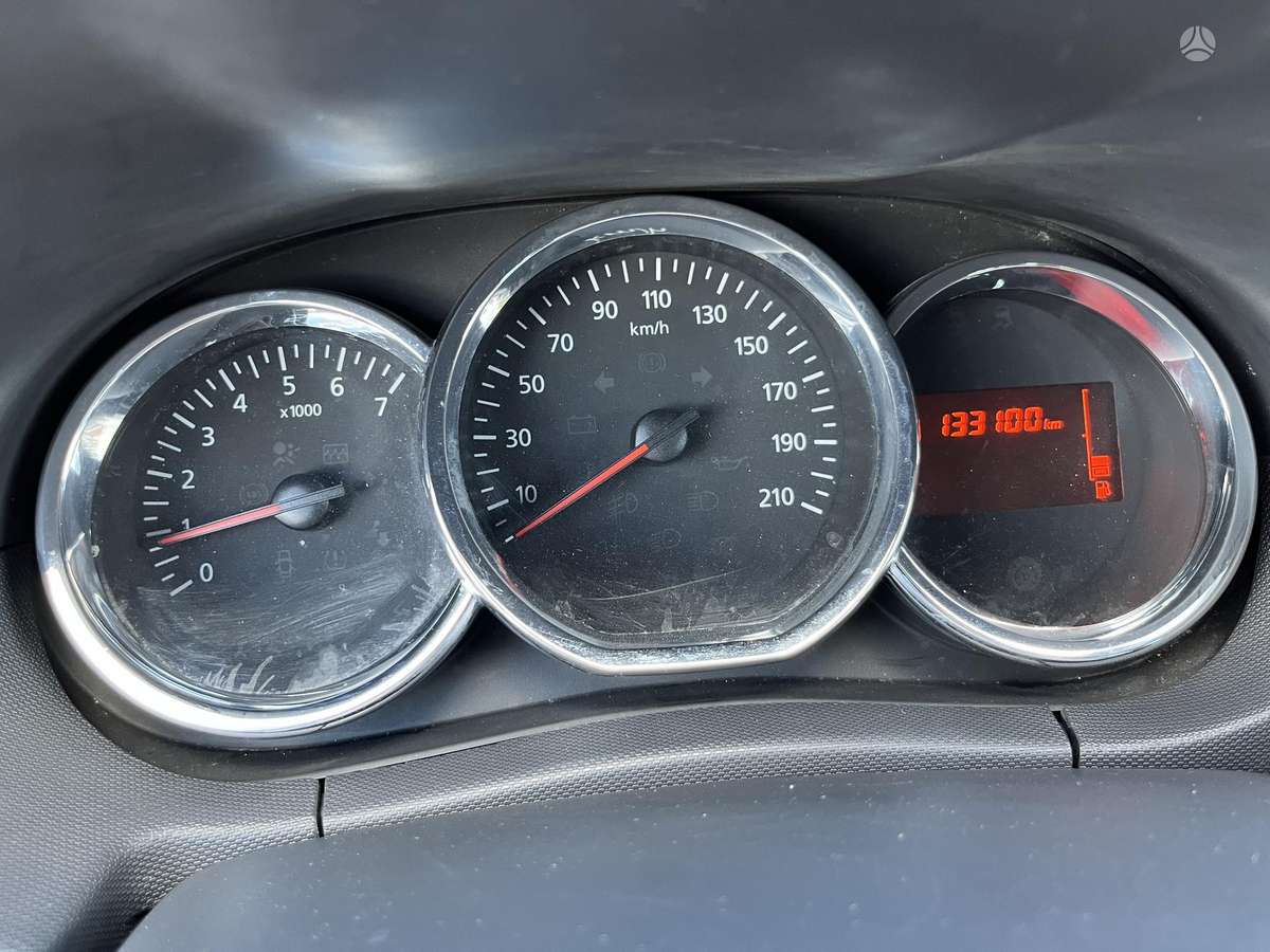 Dacia Duster, 1.2 l., Внедорожник / Кроссовер