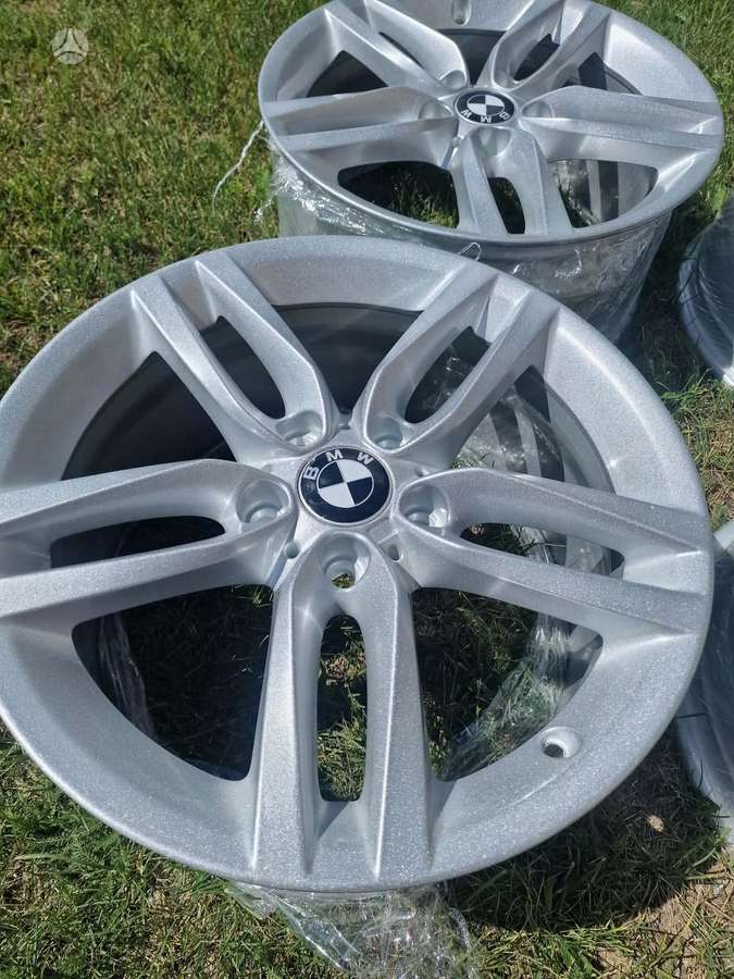 BMW, lengvojo lydinio, R18