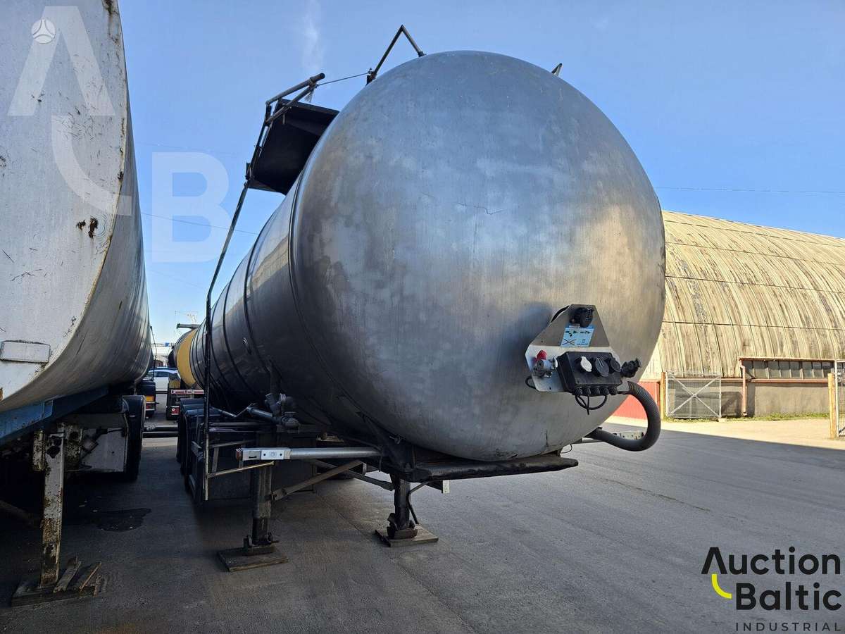 Burg BP012-24Z, цистерны