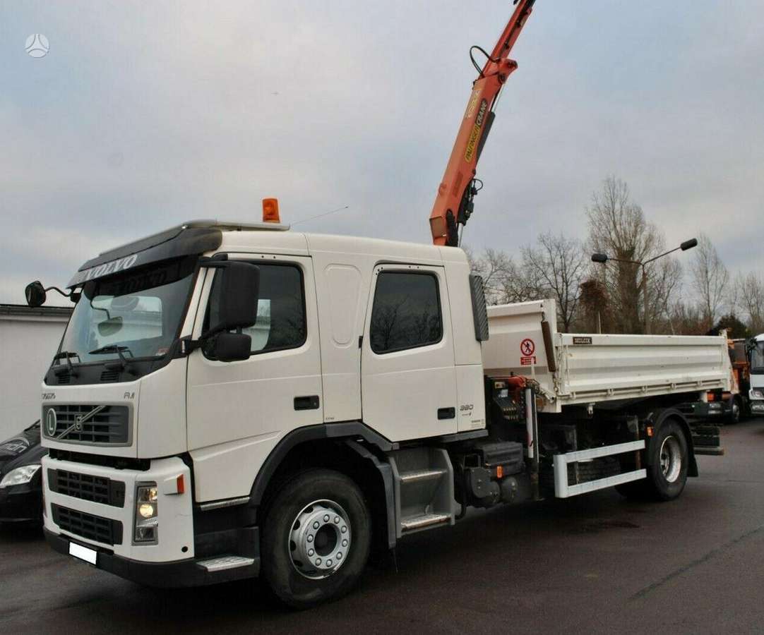 Volvo FM380, самосвалы с краном