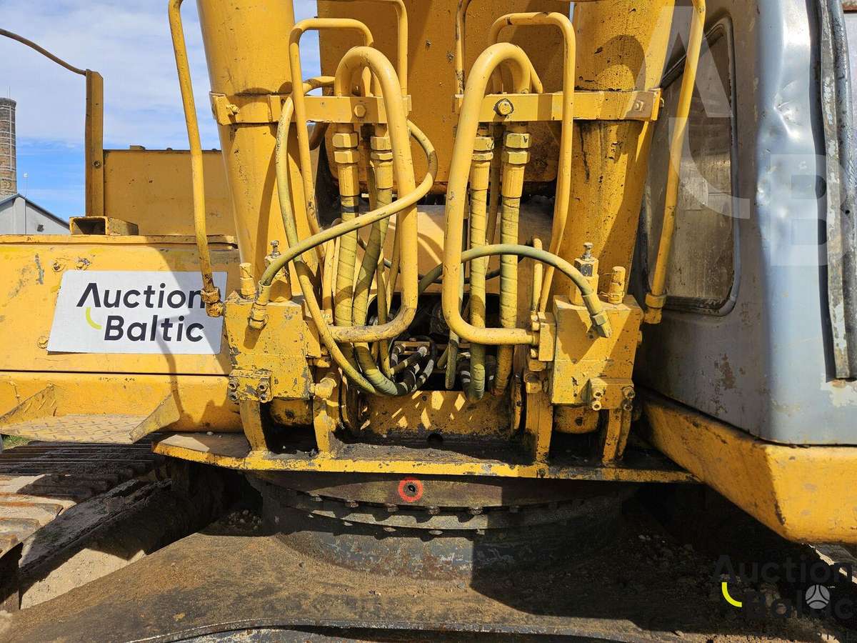 Kobelco SK 210 LC-1A, экскаваторы