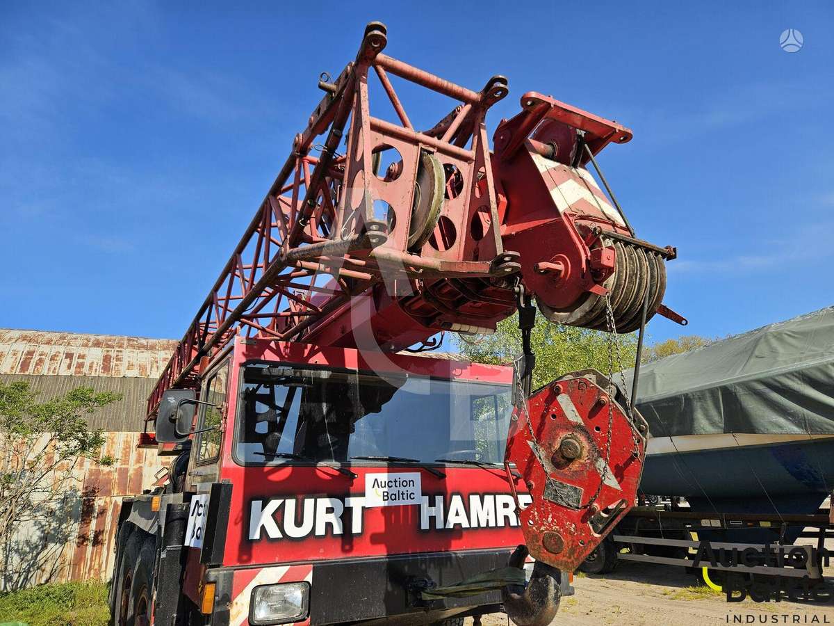 Liebherr LTM 1045, kranai