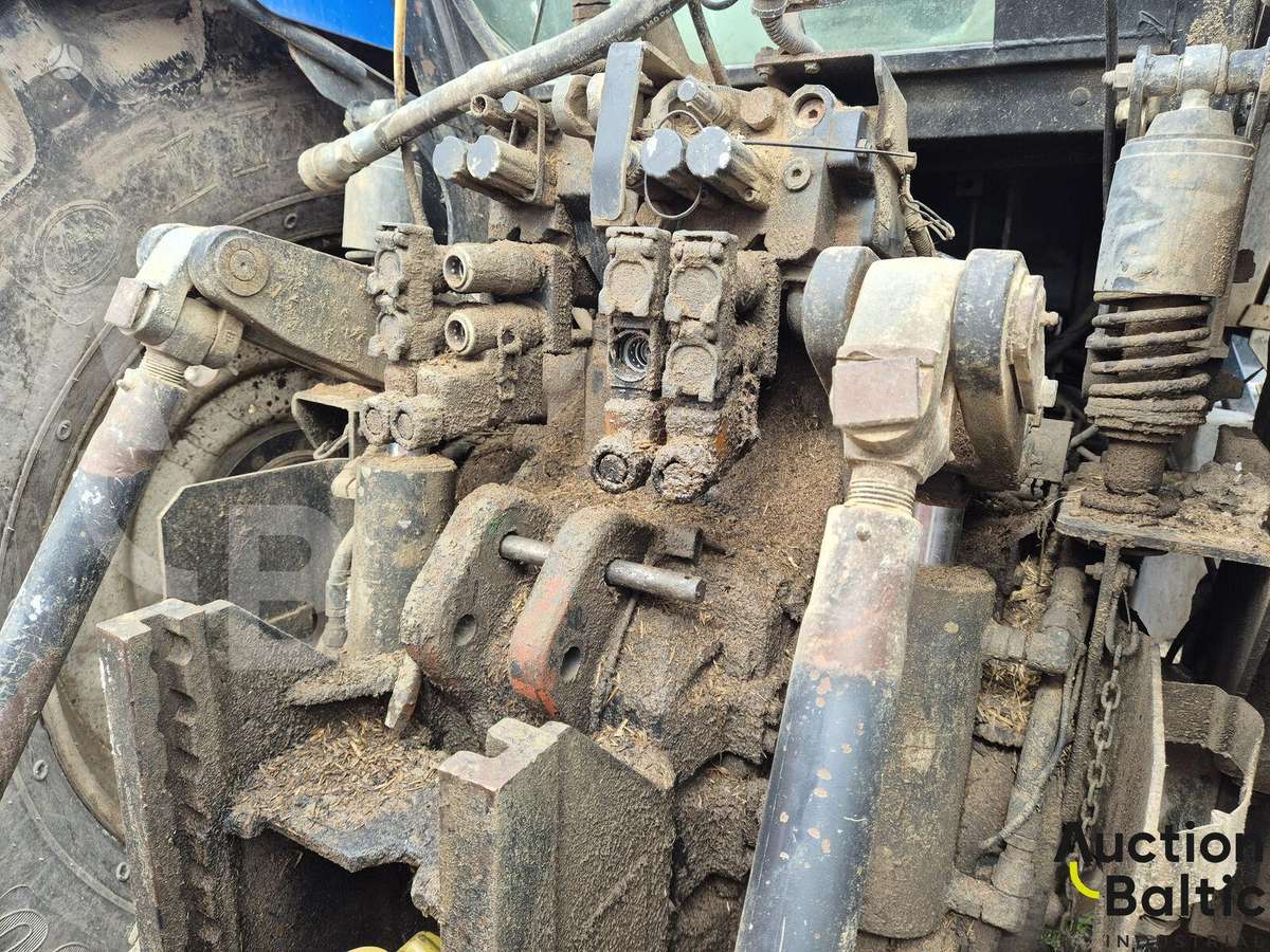 New Holland TM 190, тракторы