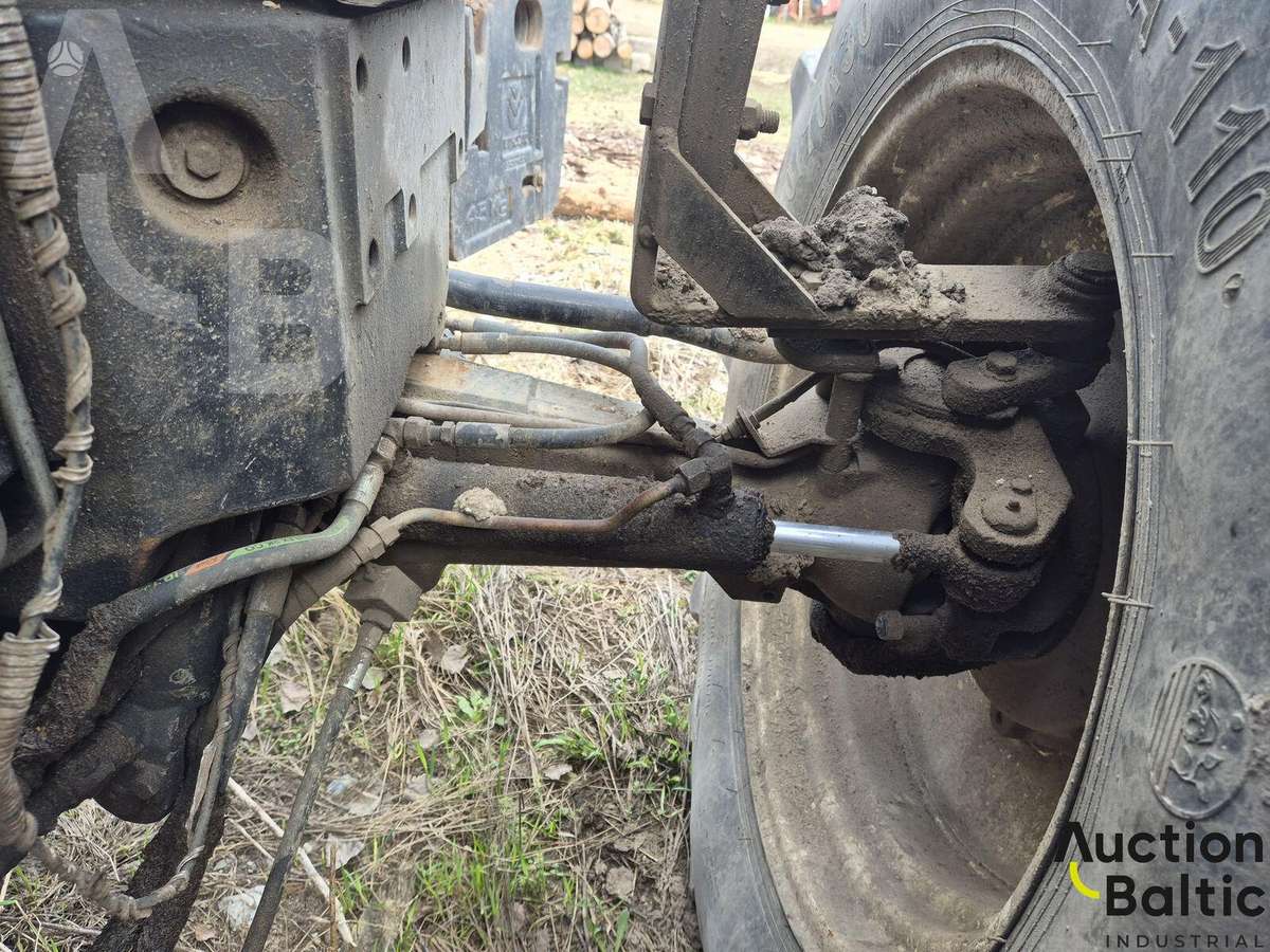 New Holland TM 190, tractors