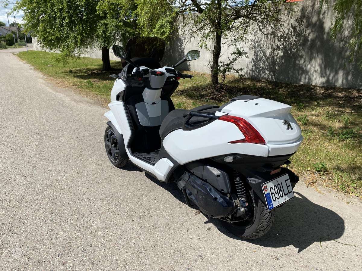 Peugeot Metropolis 400cc, трициклы