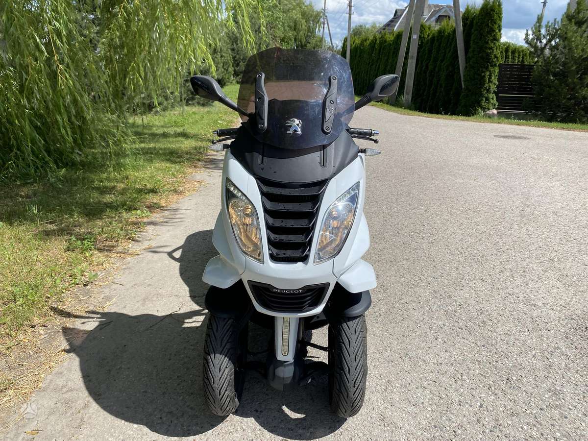 Peugeot Metropolis 400cc, трициклы