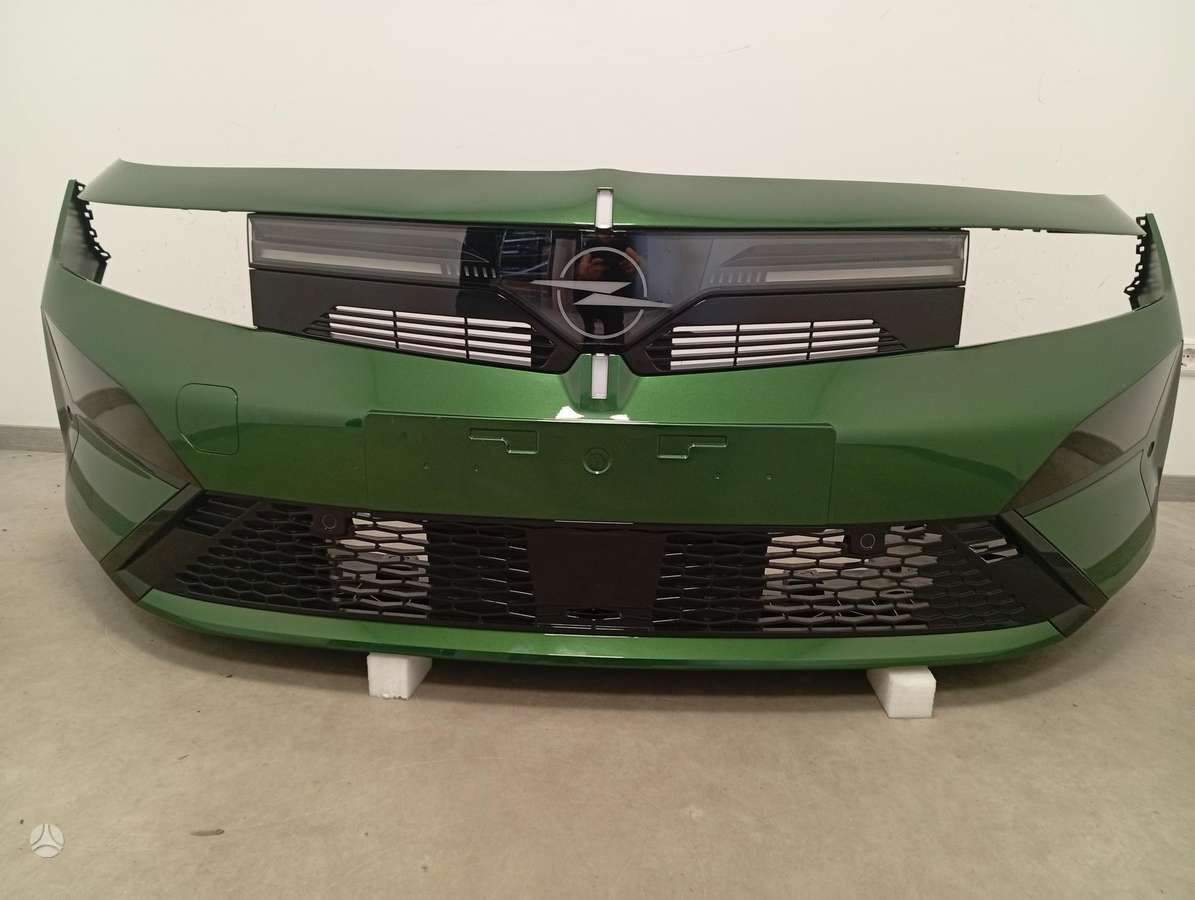 Opel Astra bumpers