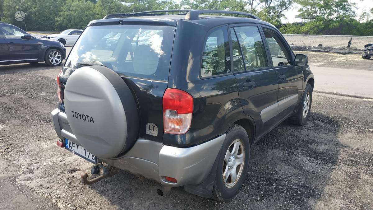 Toyota RAV4 - 5
