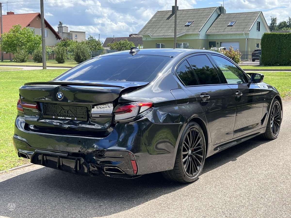 BMW 530, 3.0 l., Седан