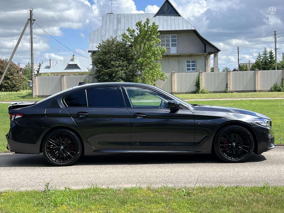 BMW 530, 3.0 l., Седан