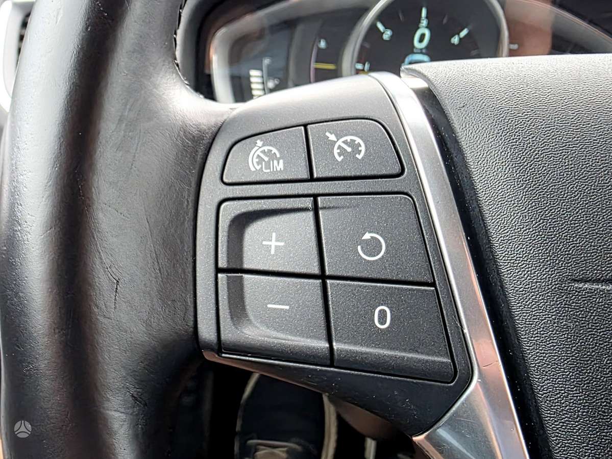 Volvo V60, 2.0 l., Универсал