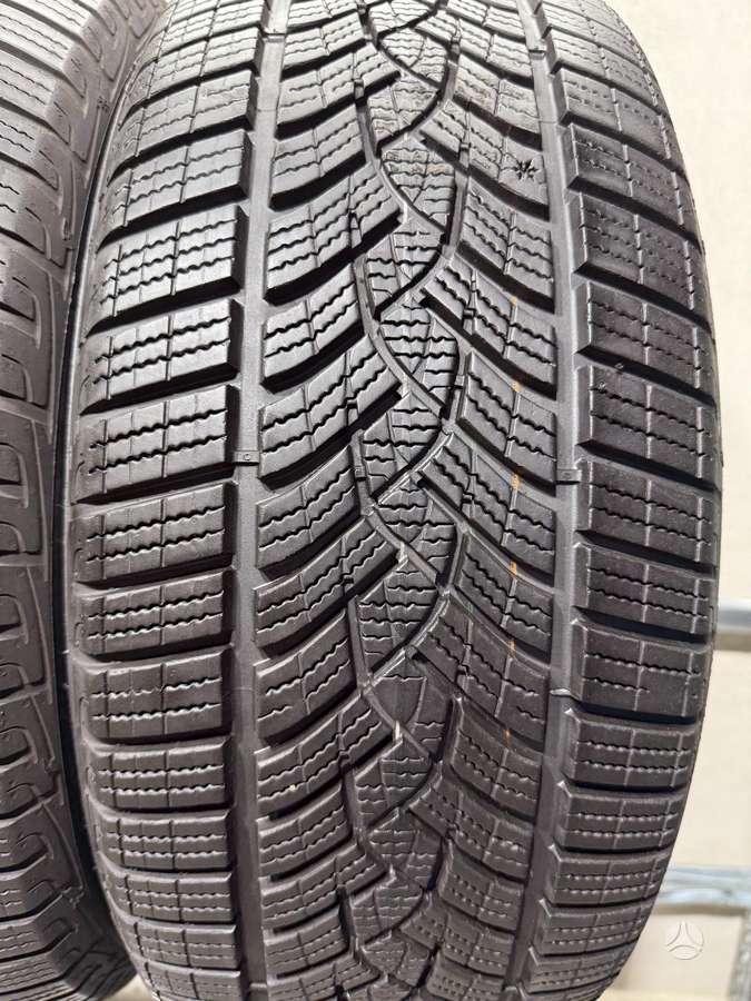 Goodyear Ultragrip performance, winter 225/50 R17