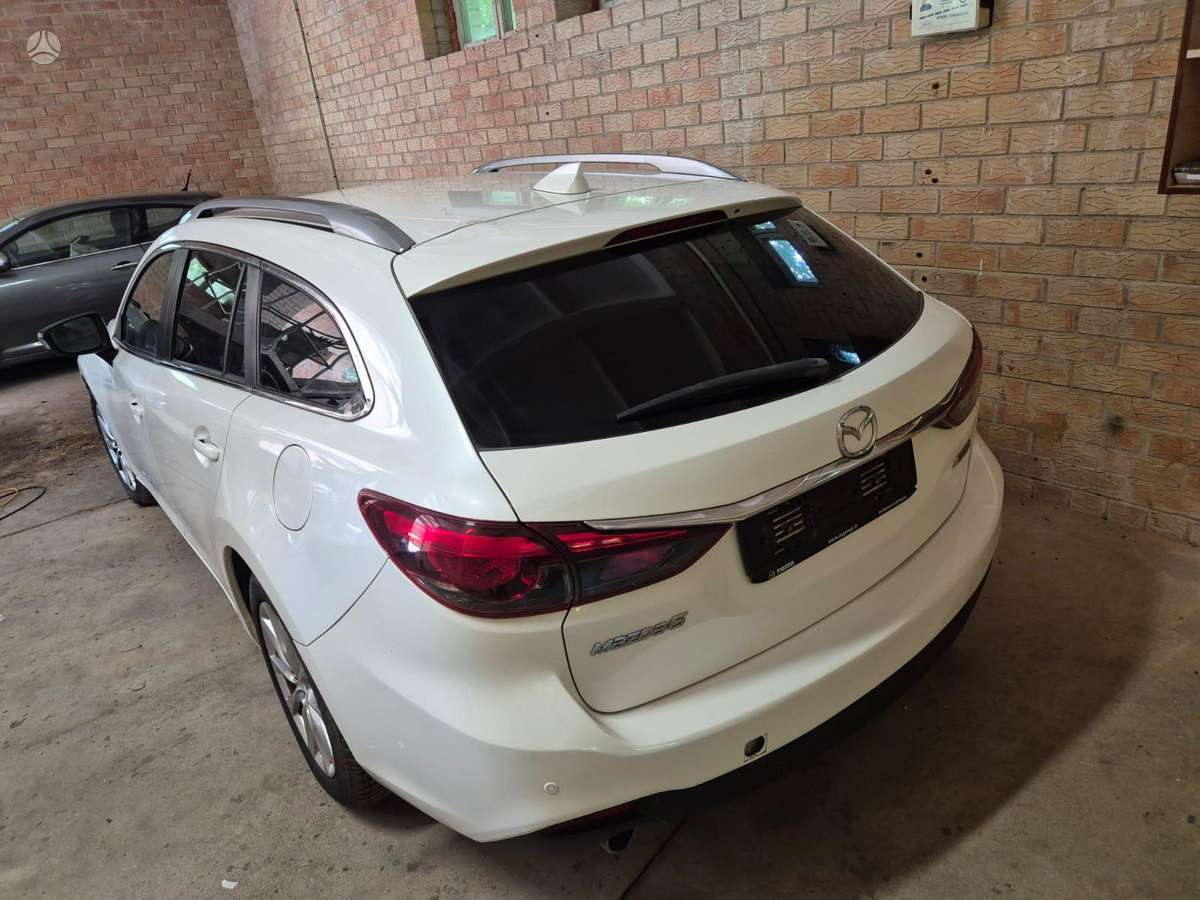Mazda 6, 2.2 l., universalas