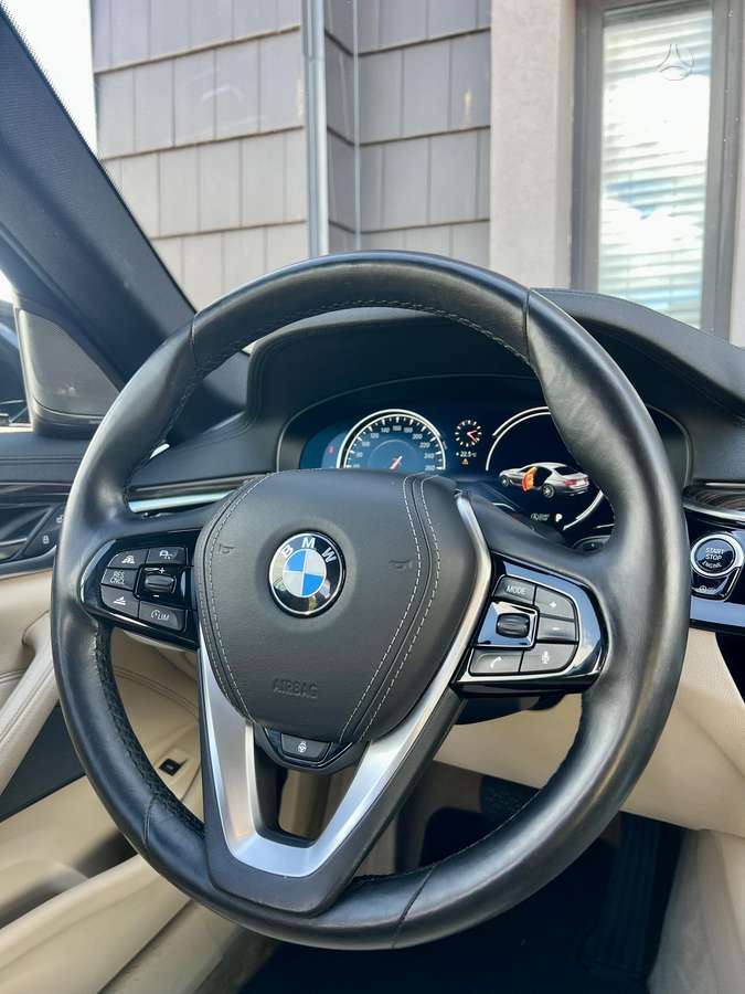 BMW 530, 3.0 l., Седан