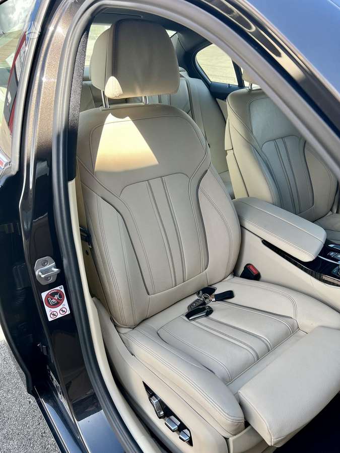 BMW 530, 3.0 l., Седан