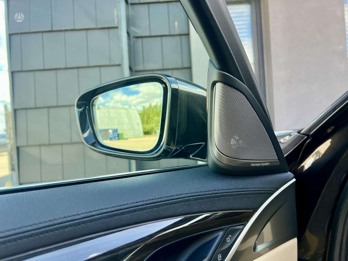 BMW 530, 3.0 l., Седан