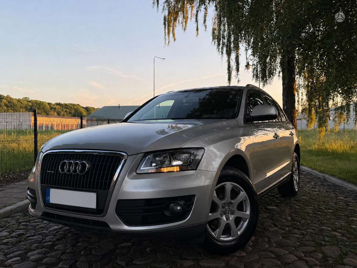 Audi Q5, 2.0 l., Внедорожник / Кроссовер