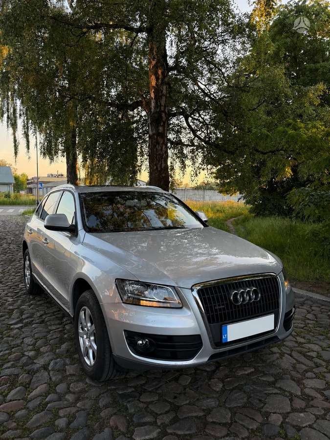 Audi Q5, 2.0 l., Внедорожник / Кроссовер