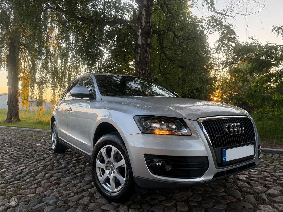 Audi Q5, 2.0 l., Внедорожник / Кроссовер