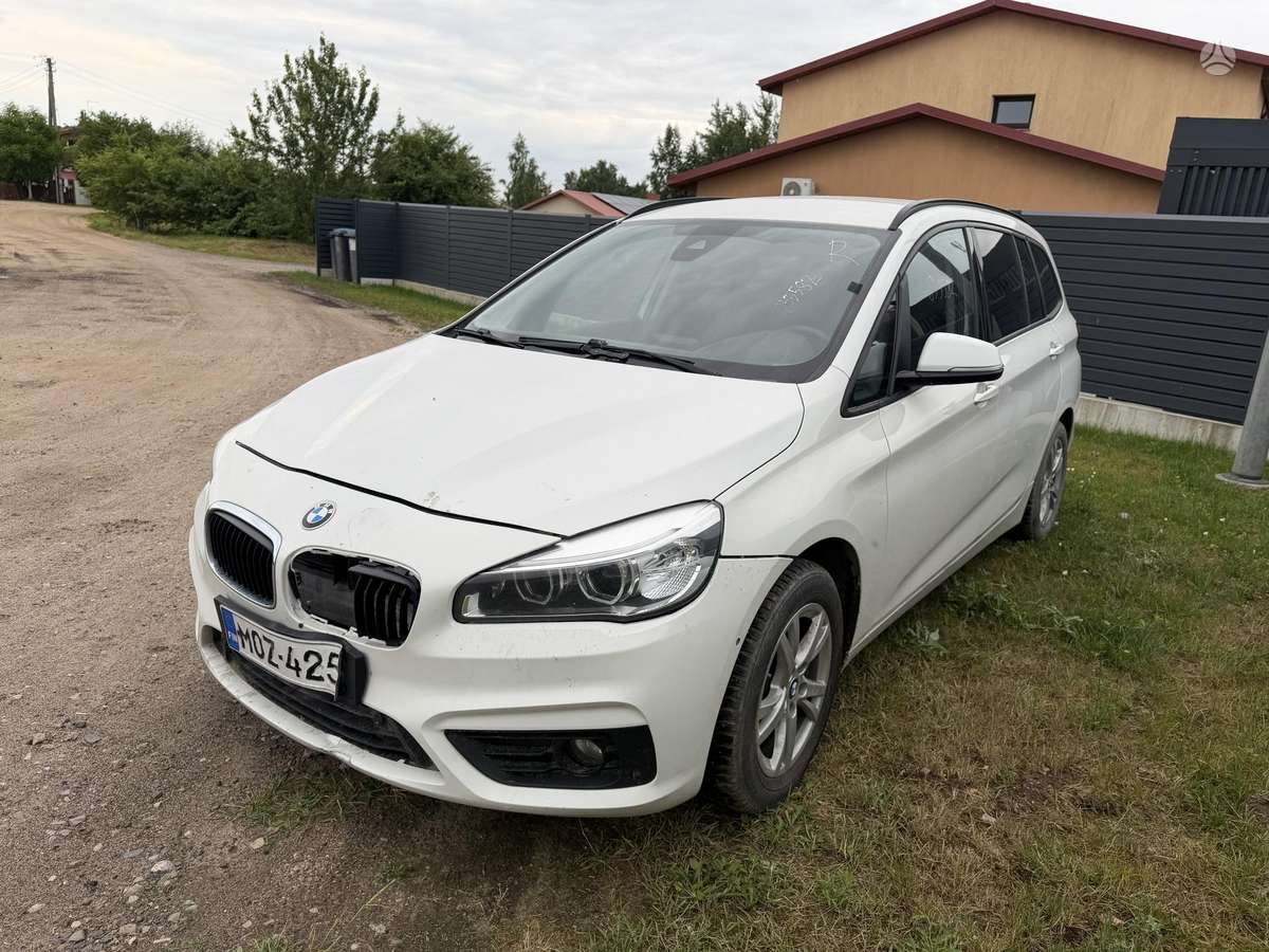 BMW 218 Gran Tourer, Минивэн