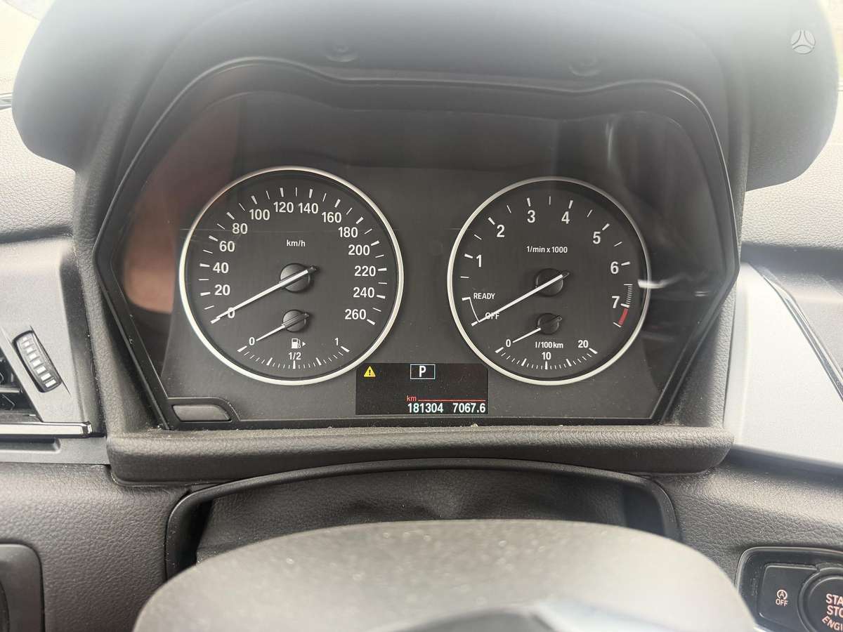 BMW 218 Gran Tourer, Минивэн