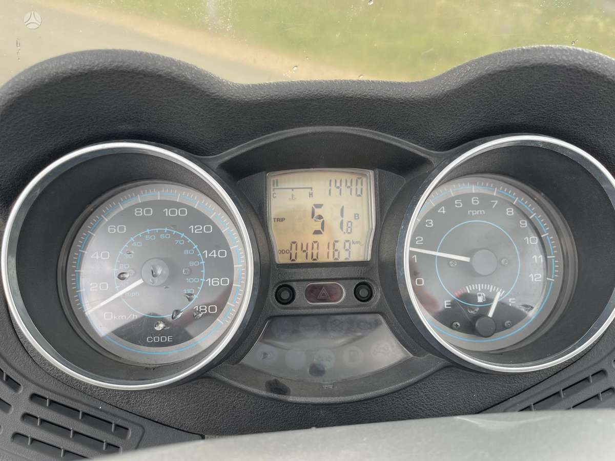 Piaggio Xevo 400cc, scooters / mopeds