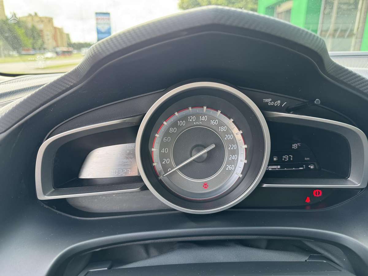 Mazda 3, 1.5 l., hečbekas