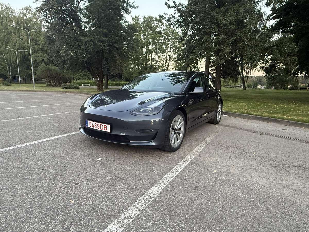 Tesla Model 3, 82 кВт·ч, Седан
