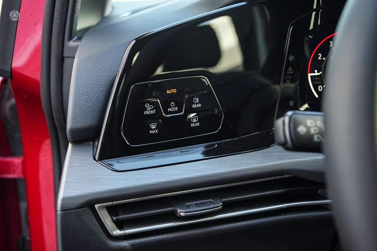 Volkswagen Golf, 1.5 l., Универсал